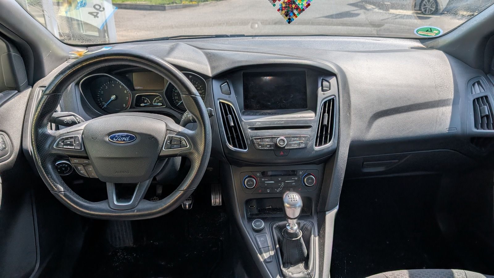Fahrzeugabbildung Ford Focus Turnier 1.0 eco Boost * beh. FS * SHZ * PD