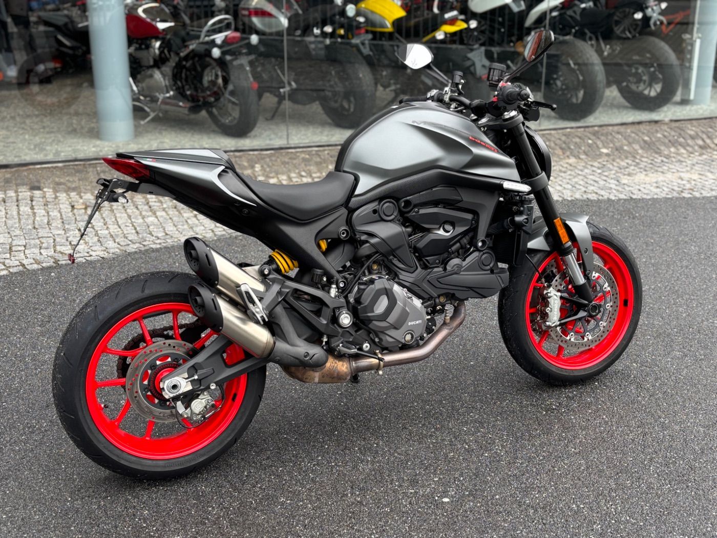 Fahrzeugabbildung Ducati Monster 950+