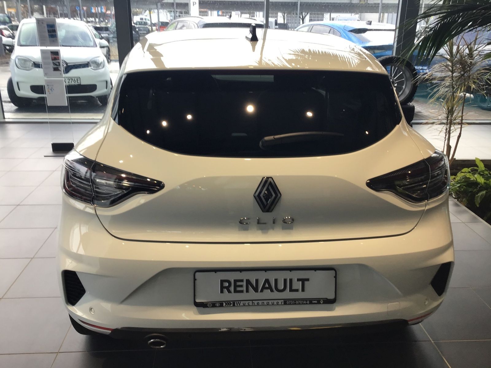 Fahrzeugabbildung Renault Clio TCe 90 TECHNO/NAVI/360°KAMERA/SHZ/EPH/GJR/