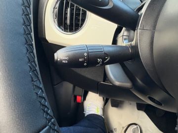 Fahrzeugabbildung Fiat 500C 1.0 Hybrid DOLCEVITA C Navi Temp TZ uvm.