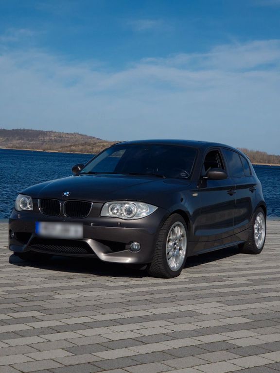 Image of BMW 120