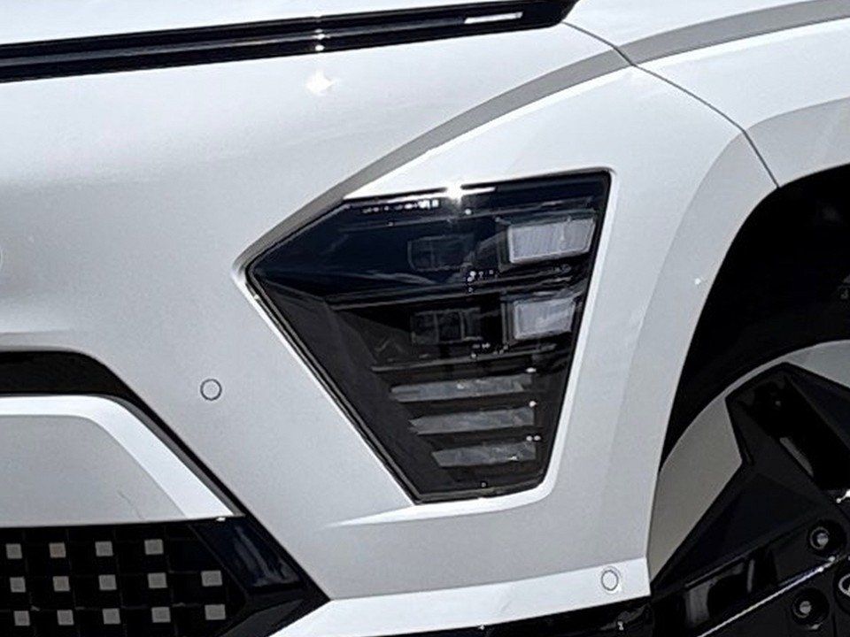 Fahrzeugabbildung Hyundai KONA EV 65kWh TREND SOH99%-AVILOO GARANTIE ASS-P