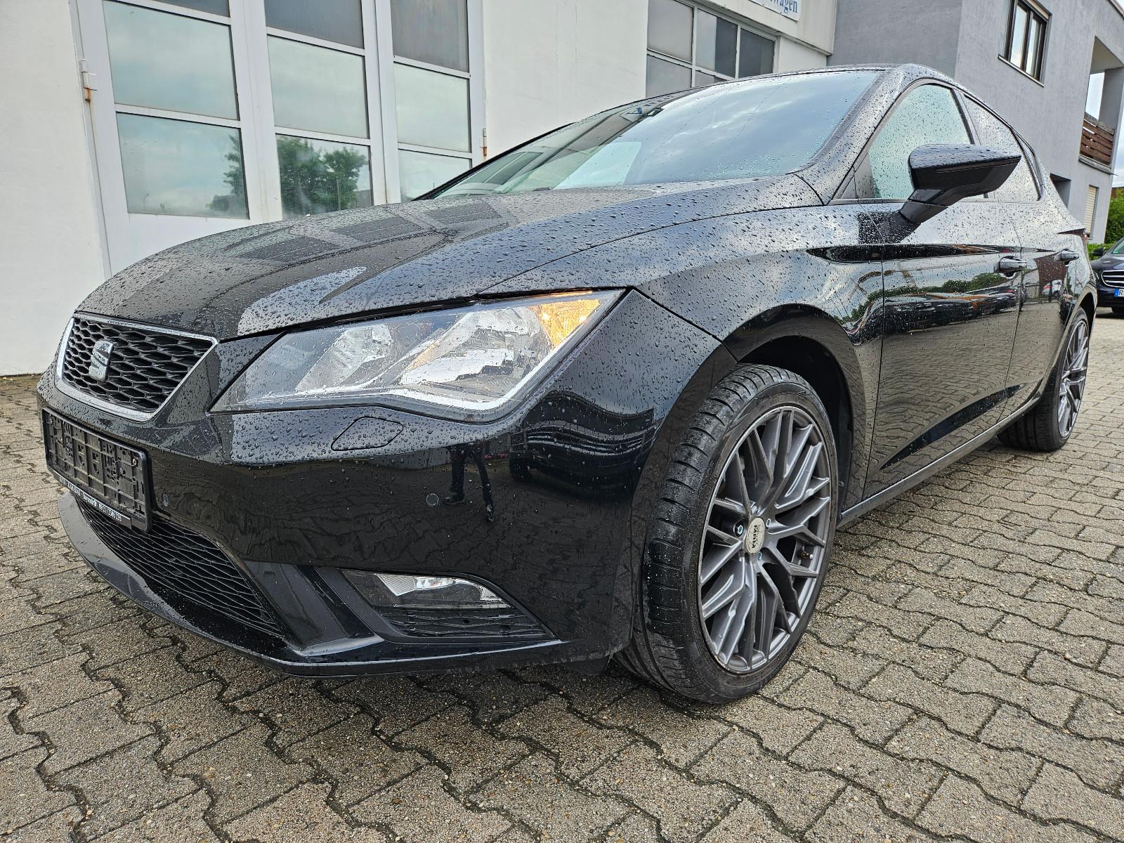Seat Leon Style - Navi - Scheckheft