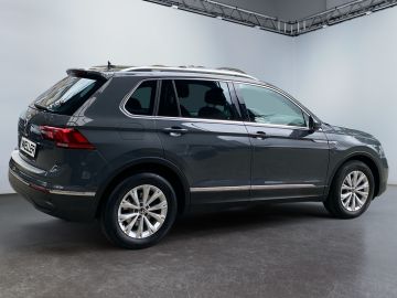 Volkswagen Tiguan - 10