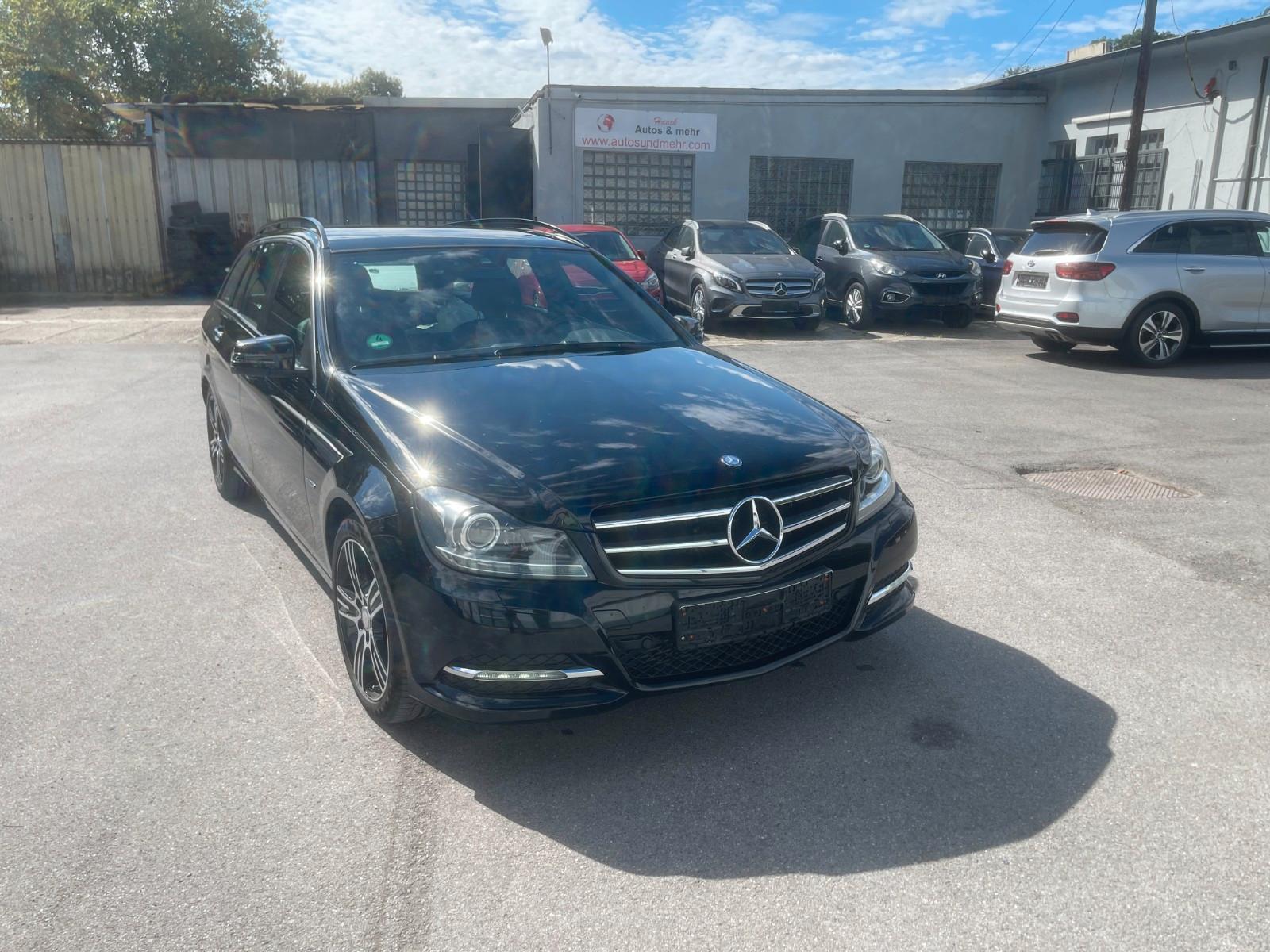 Mercedes-Benz C 220 C*4Matic Edition *AMG Style*Navi*SHZ*AHK*