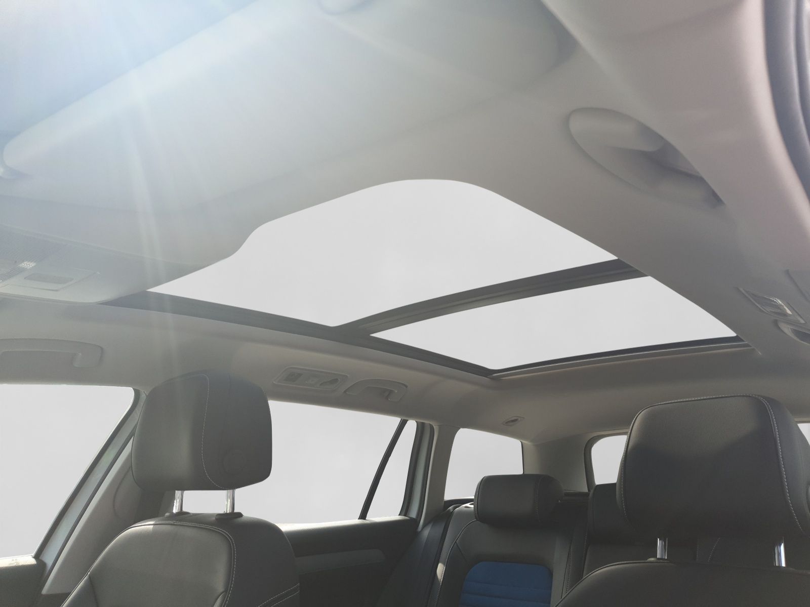 Volkswagen Passat Variant - Bild 18