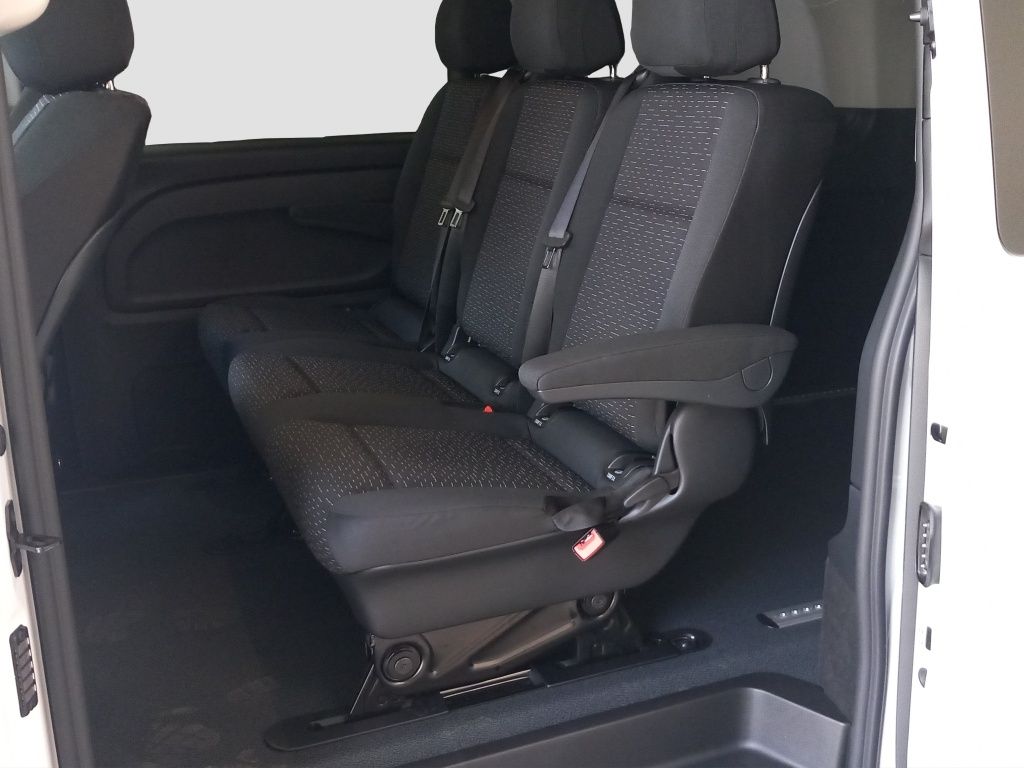 Fahrzeugabbildung Mercedes-Benz Vito 119 CDI 4x4 Mixto Lang AHK*Standh.*360*PDC