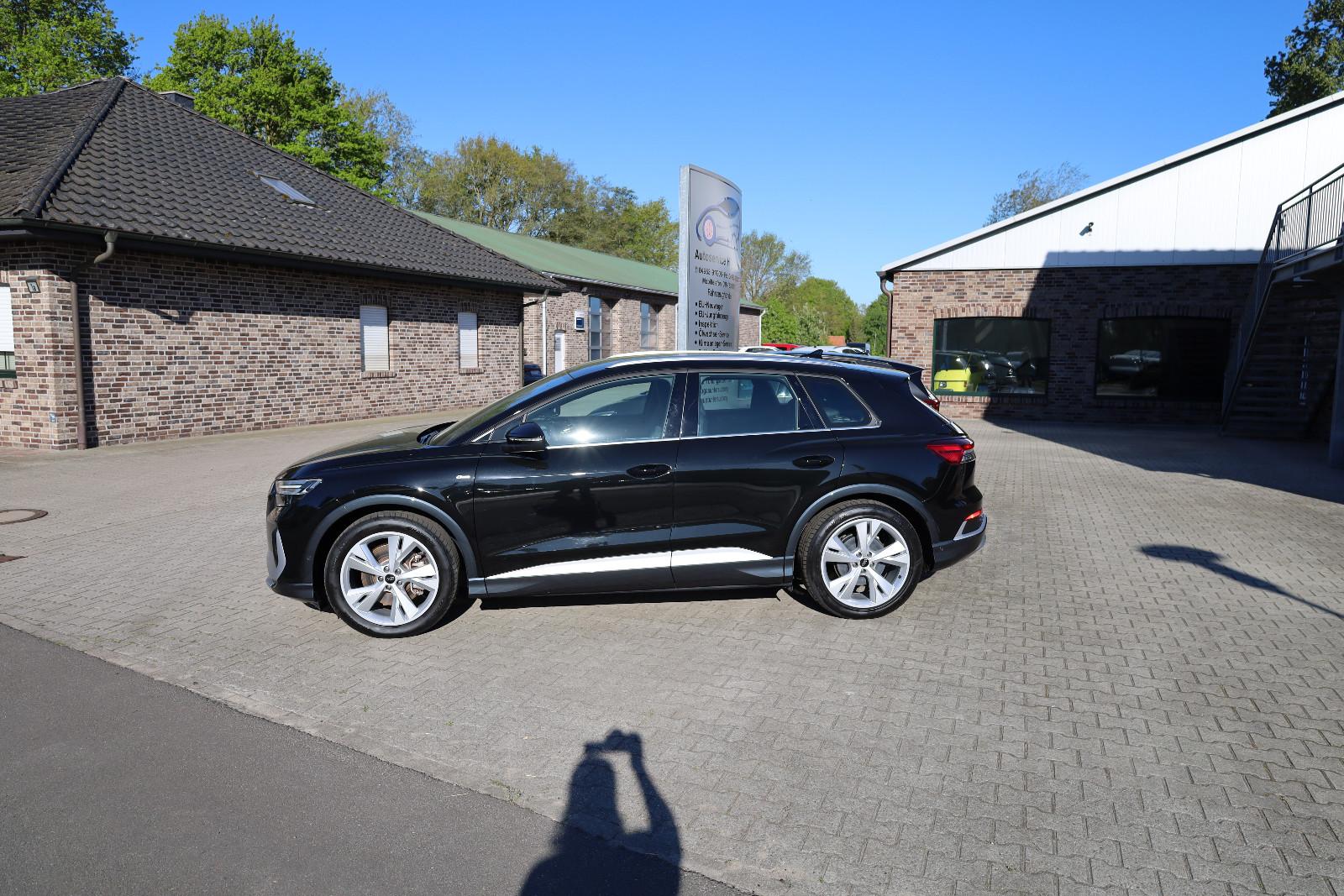 Audi Q4 e-tron 45 2x S Line AHK 20Zoll 360°