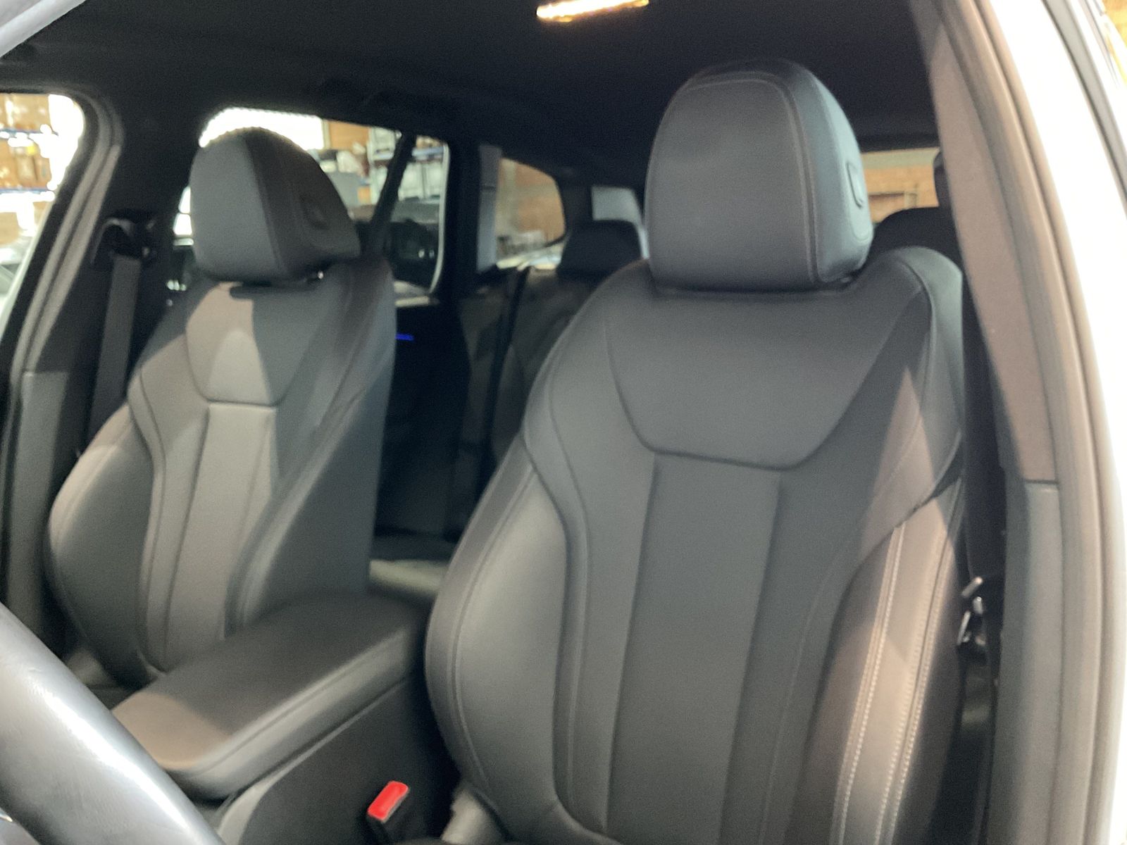 Fahrzeugeinzelansicht 12 Fahrzeugabbildung BMW X3 xDrive20d |AHK |M Sportpaket |elektr. Heckkla