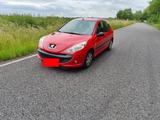 Peugeot 206+  1.4  TÜV 11.2027 , Zahnriemen 173.148km - Peugeot 206: 1.4