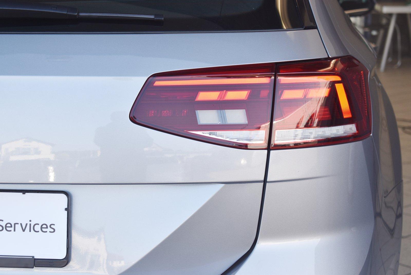Volkswagen Passat 2.0TDI Business DSG*AHK*Matrix, миниатюра 8