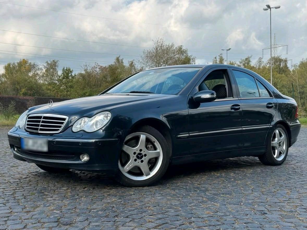 Mercedes-Benz C 320