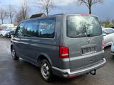 Volkswagen T5 Transporter Caravelle Comfortline 9 Sitzer - VW T5 Transporter 9-Sitzer