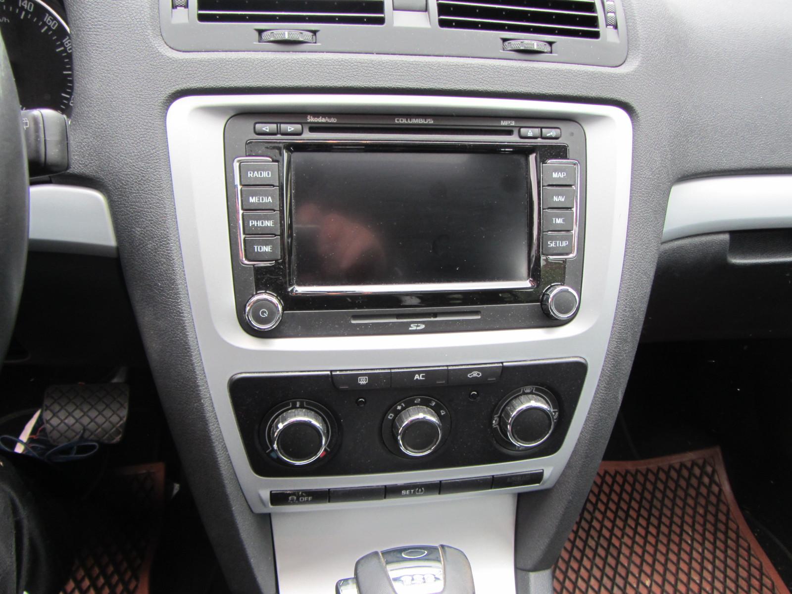 Skoda Octavia 2011 — photo 5