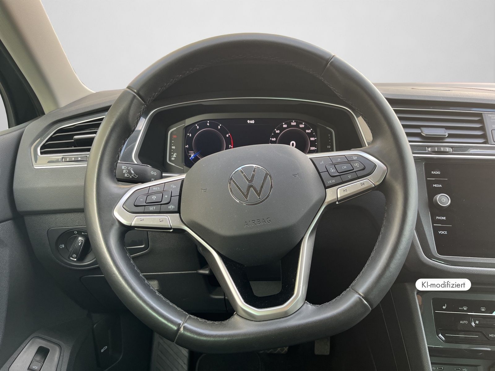 Volkswagen Tiguan - Bild 11