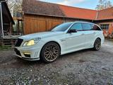 Mercedes-Benz Mercedes Benz E63 Amg E-Klasse Kombi T-Mod... - Mercedes-Benz E 63 AMG bis 25.000 Euro