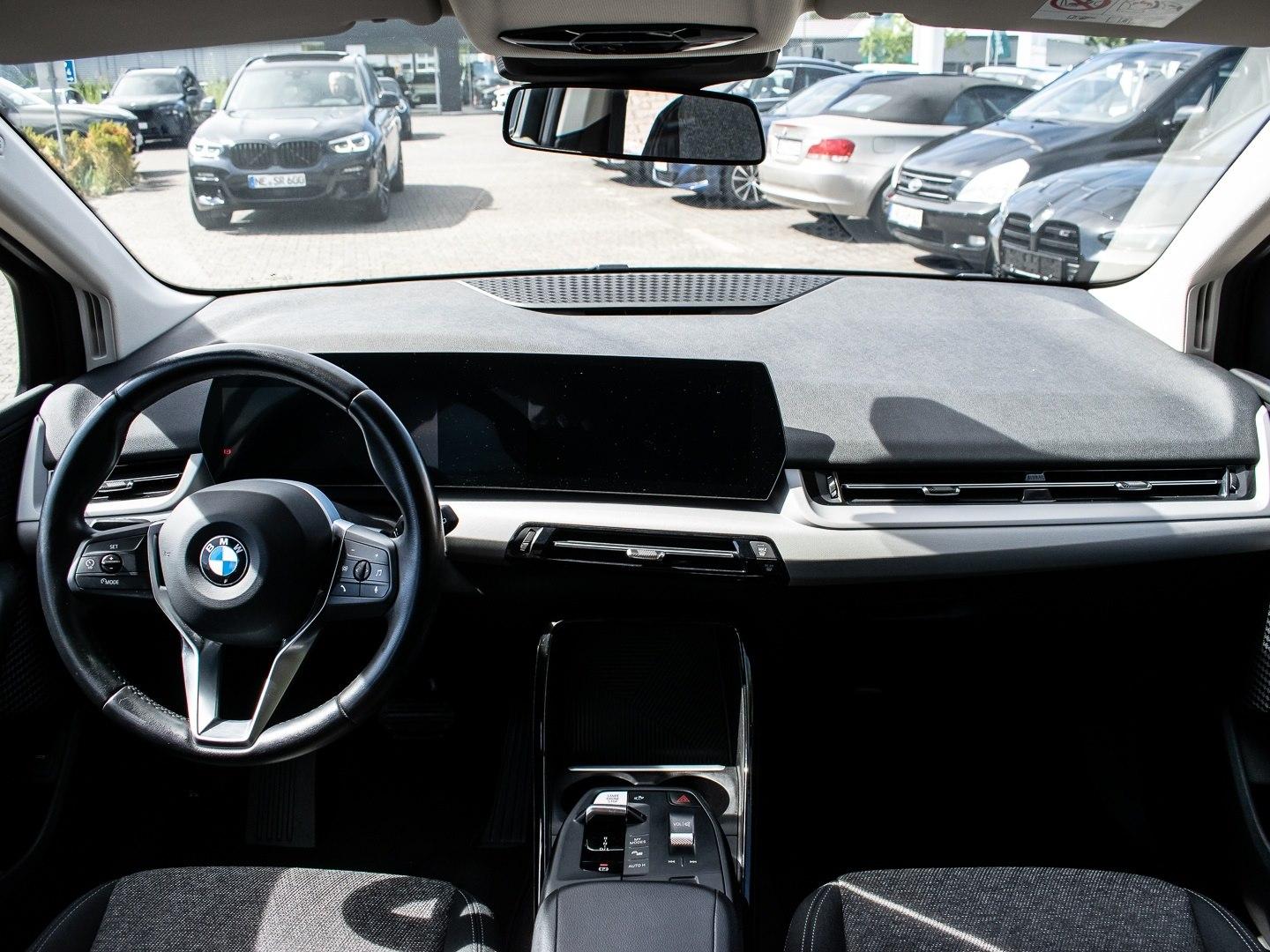 BMW 218 Active Tourer 218i RFK NAVI LED Sound Syst. PDC V+H DAB Klima, миниатюра 11