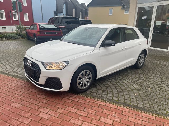 Audi A1 Sportback KLIMA DAB Blutooth Sprachsteuerung