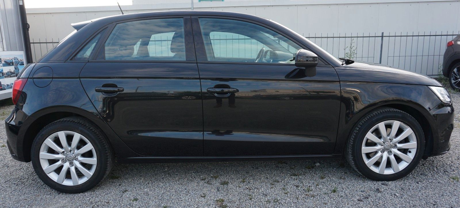 Fahrzeugabbildung Audi A1 Sportback design Xenon, SH, SD, PDC, HU NEU