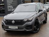 Volkswagen Touareg 3.0 TDI 4M - R-LINE / PANO / IQ.LIGHT - Volkswagen Touareg in Hamm