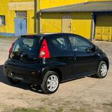 Peugeot 107 Urban Move - Peugeot 107 Urban-Move