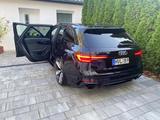 Audi RS4/B&O/280/Sportabgas/kein OPF/Massage/Keramik - Audi RS4 von privat