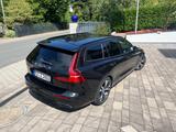 Volvo V60 T4 Geartronic R Design R Design - gebrauchte Volvo V60 aus dem Jahr 2020