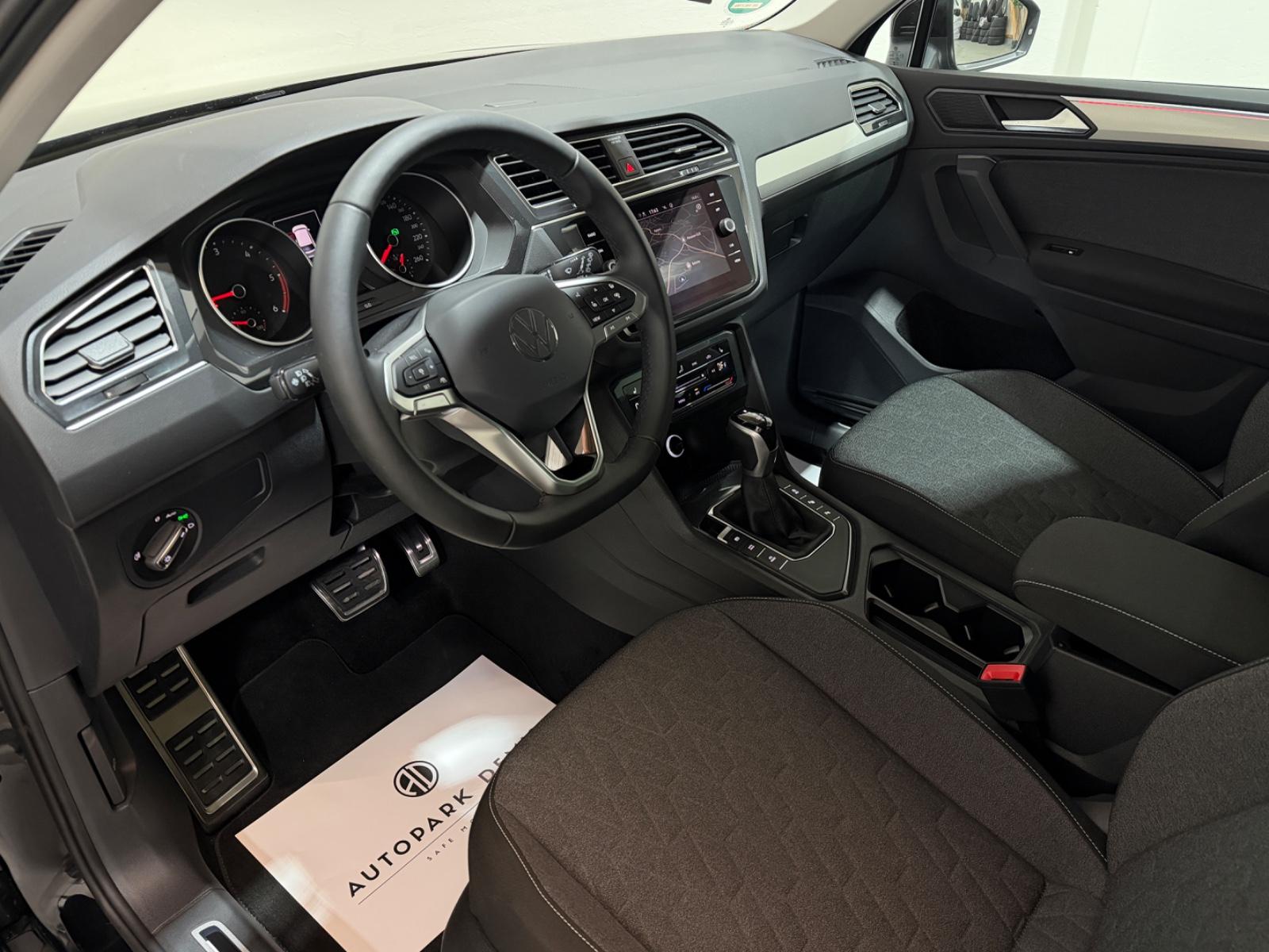Volkswagen Tiguan Move/IQ.DRIVE/KAM/AMBIENTE/SHZ+HINTEN/ACC