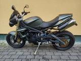 Triumph Street Triple 675 mattgrünmetallic - TRIUMPH 2009 STREET TRIPLE