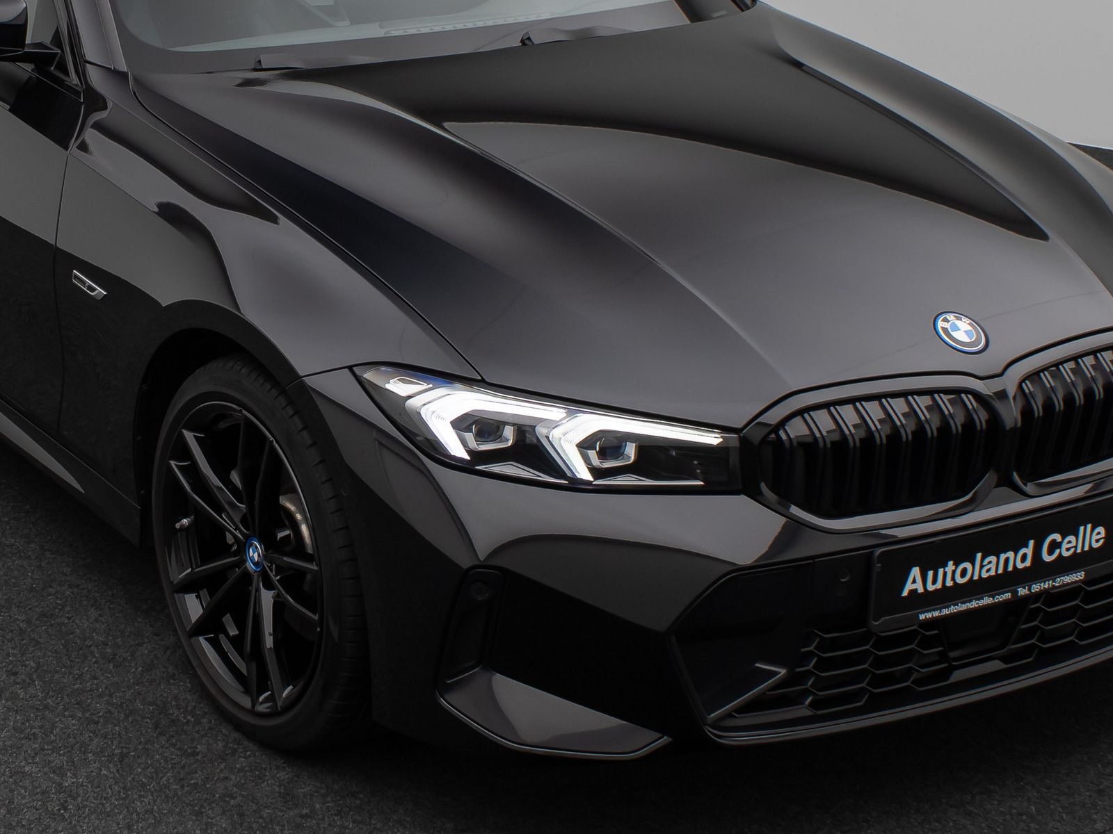 Fahrzeugabbildung BMW 330e M Sport Kamera DAB H/K CockPit+ Stop&Go 19"