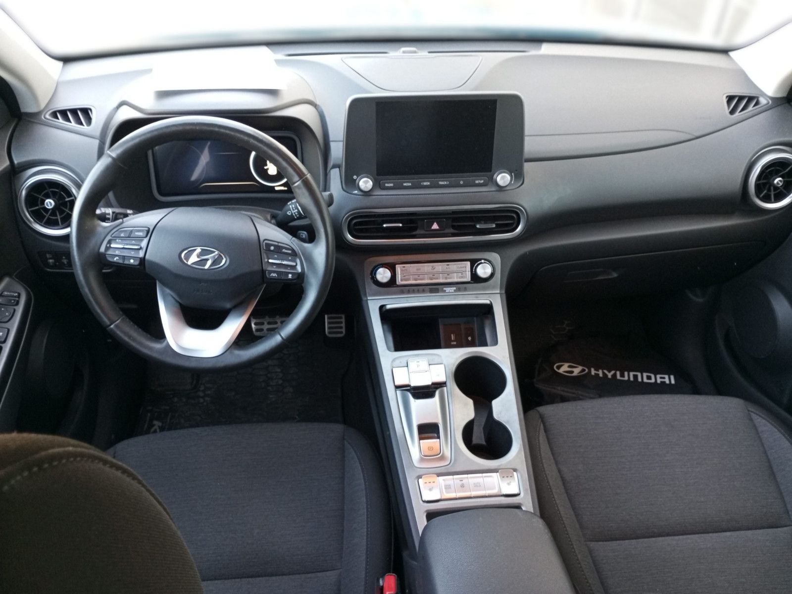 Fahrzeugabbildung Hyundai KONA 136PS Trend Elektro