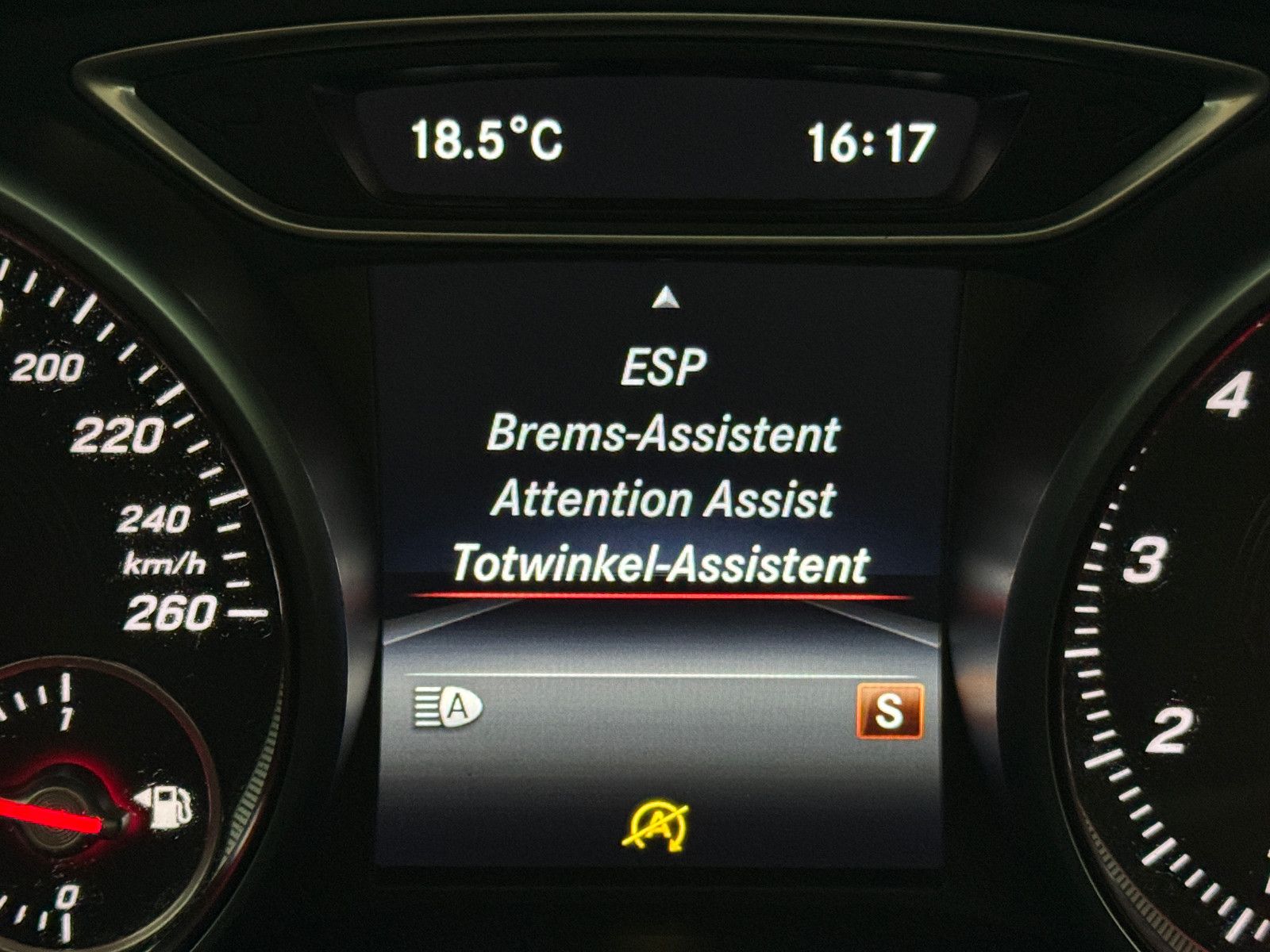 Fahrzeugabbildung Mercedes-Benz CLA 200 SB 3X AMG LINE NIGHT LED MATT FOLIERT
