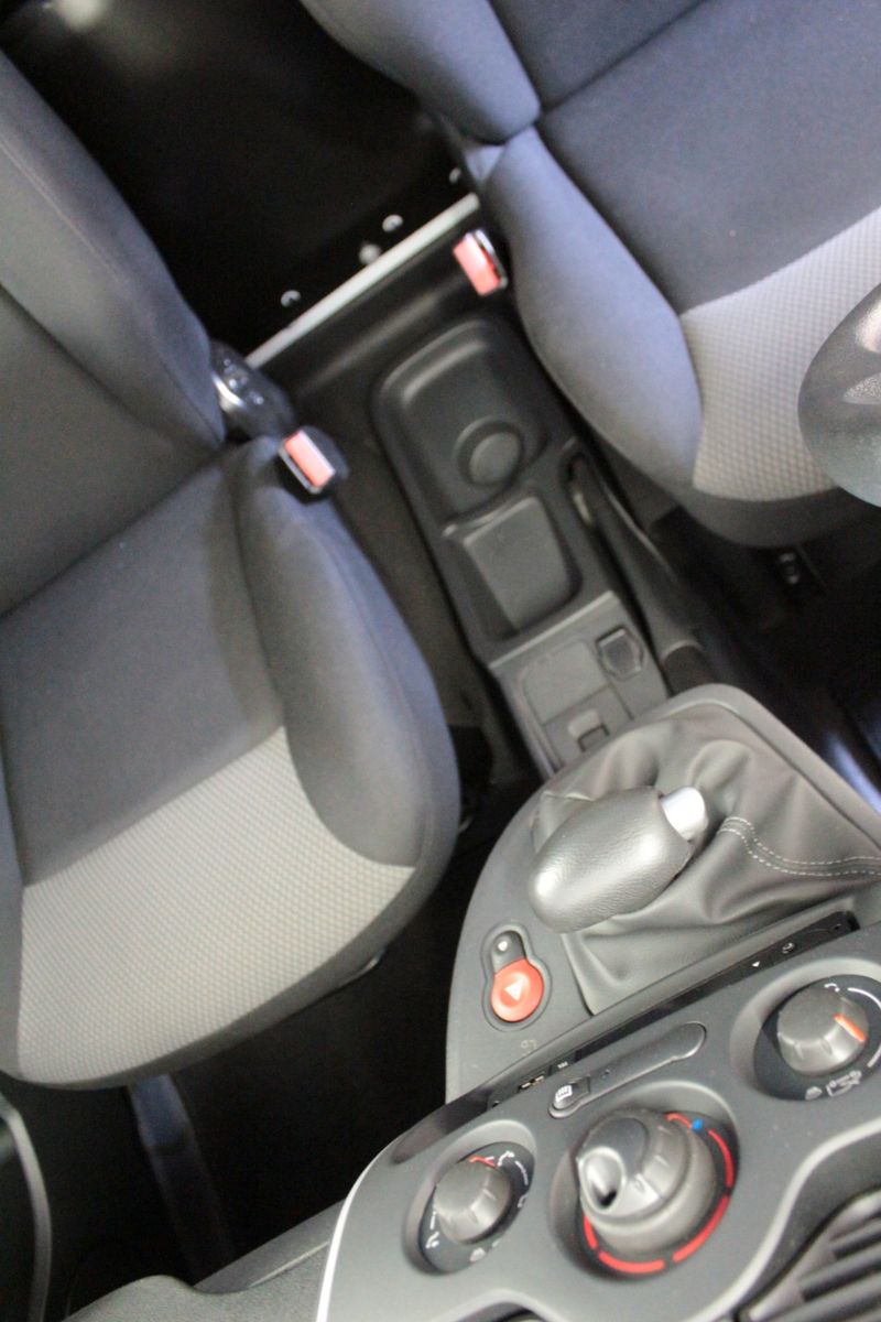 Fahrzeugabbildung Renault Kangoo E-TECH  ZE 33  100 % elektrisch