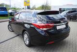Hyundai i40 Kombi 2.0 T-GDI Premium Tempomat PDC - Hyundai i40 mit Benzin-Antrieb