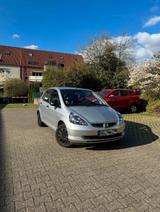Honda Jazz | 1.2 Benziner | TÜV 05/26 - Honda Jazz in Krefeld