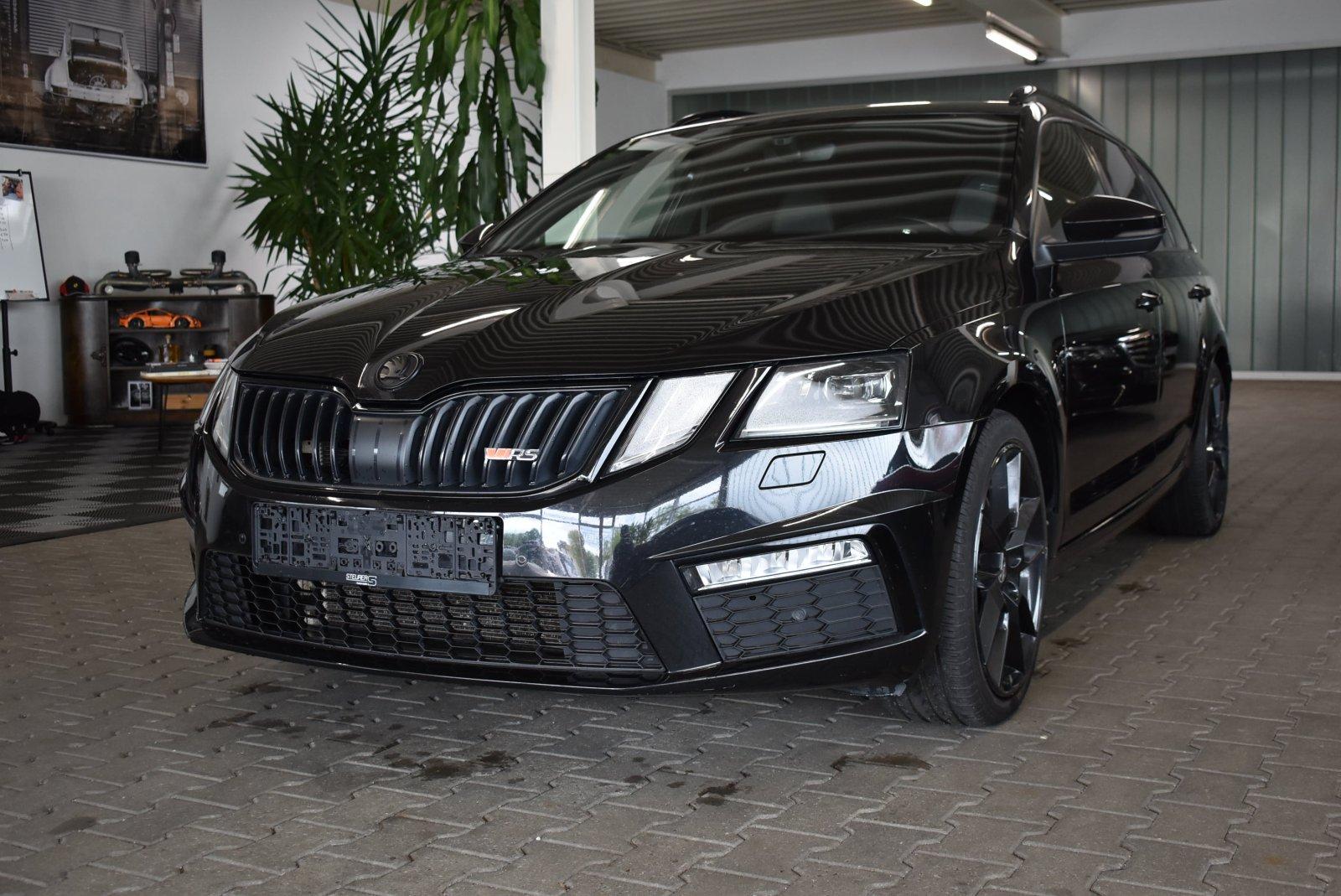 Skoda Octavia 2.0 TSI RS ACC AHK APP Connect