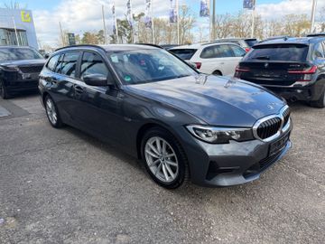BMW 320 - 1