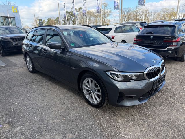 BMW 320e Touring *Navi*LED*AHK*