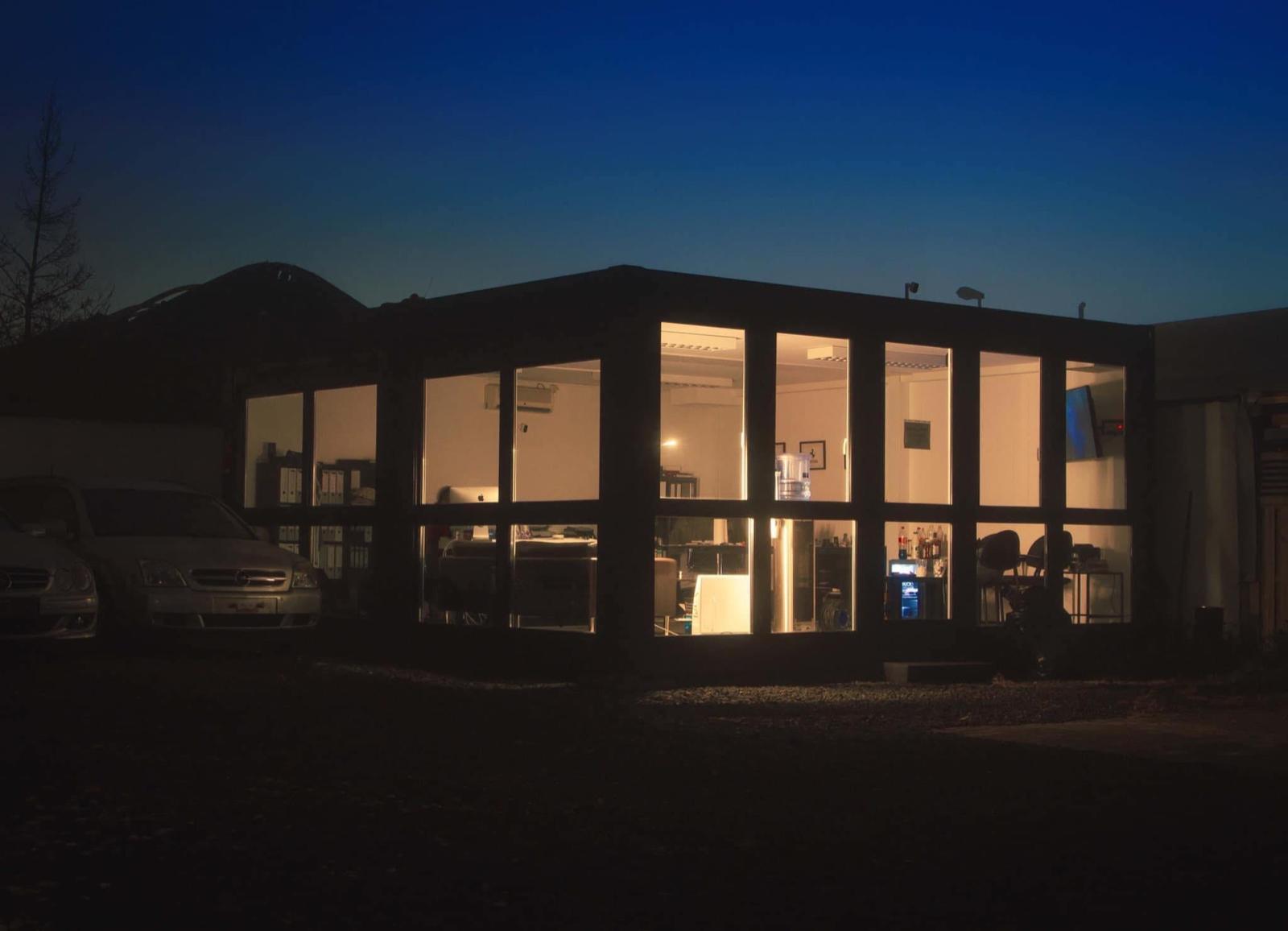 showroom-image-main