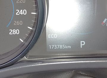 Jaguar F-Pace - 11