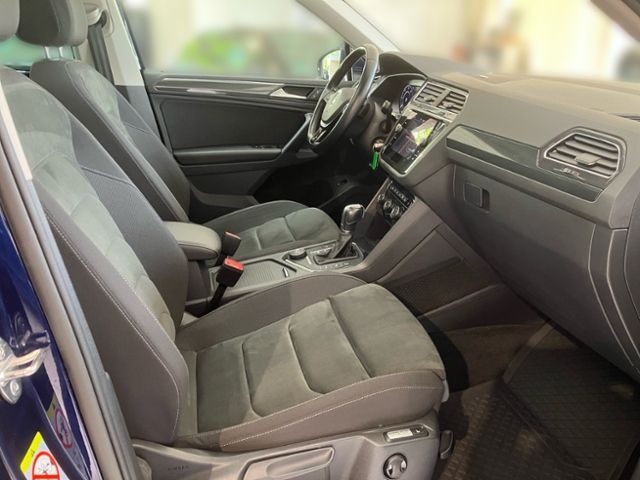 Fahrzeugabbildung Volkswagen Tiguan 2.0 TDI 4x4 DSG Highline AHK NAVI STANDHE