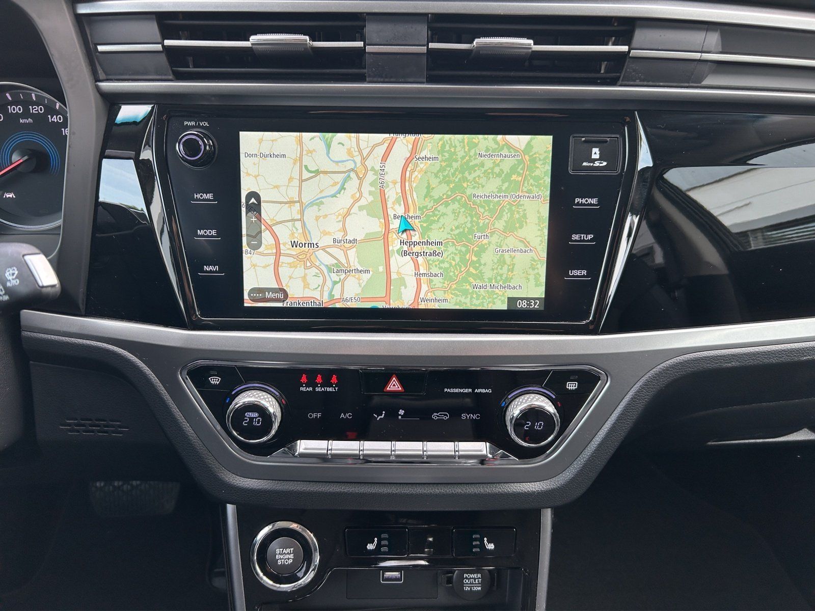 Fahrzeugabbildung Ssangyong Korando Ruby 1.5 T-GDI 2WD Aut./LED/NAVI/KAMERA/