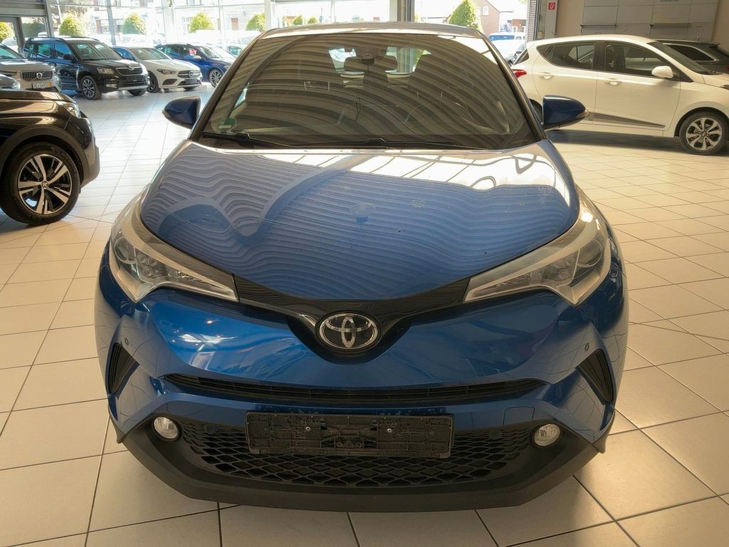 Image of Toyota C-HR