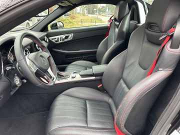 Fahrzeugabbildung Mercedes-Benz SLK 200 CGI Roadster AMG*Panorama*Memory*TOP*