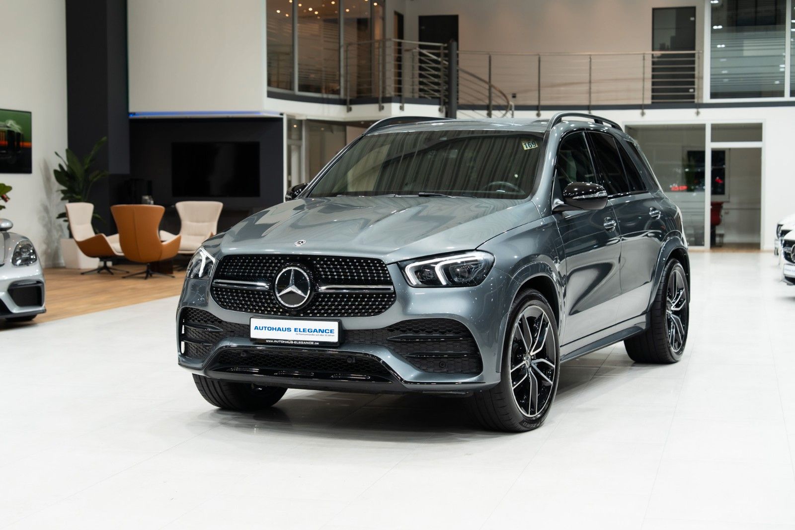 MERCEDES-BENZ GLE 400d 4M*AMG-LINE*NIGHT*AIRMATIC*22"LM*1.HAND