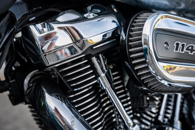 Fahrzeugabbildung Harley-Davidson ROAD GLIDE SPECIAL 114 FLTRXS - SONDER LACK-