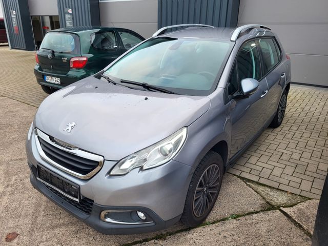 Peugeot 2008 Allure 82 VTi mit TÜV, Winter-/Sommerreifen