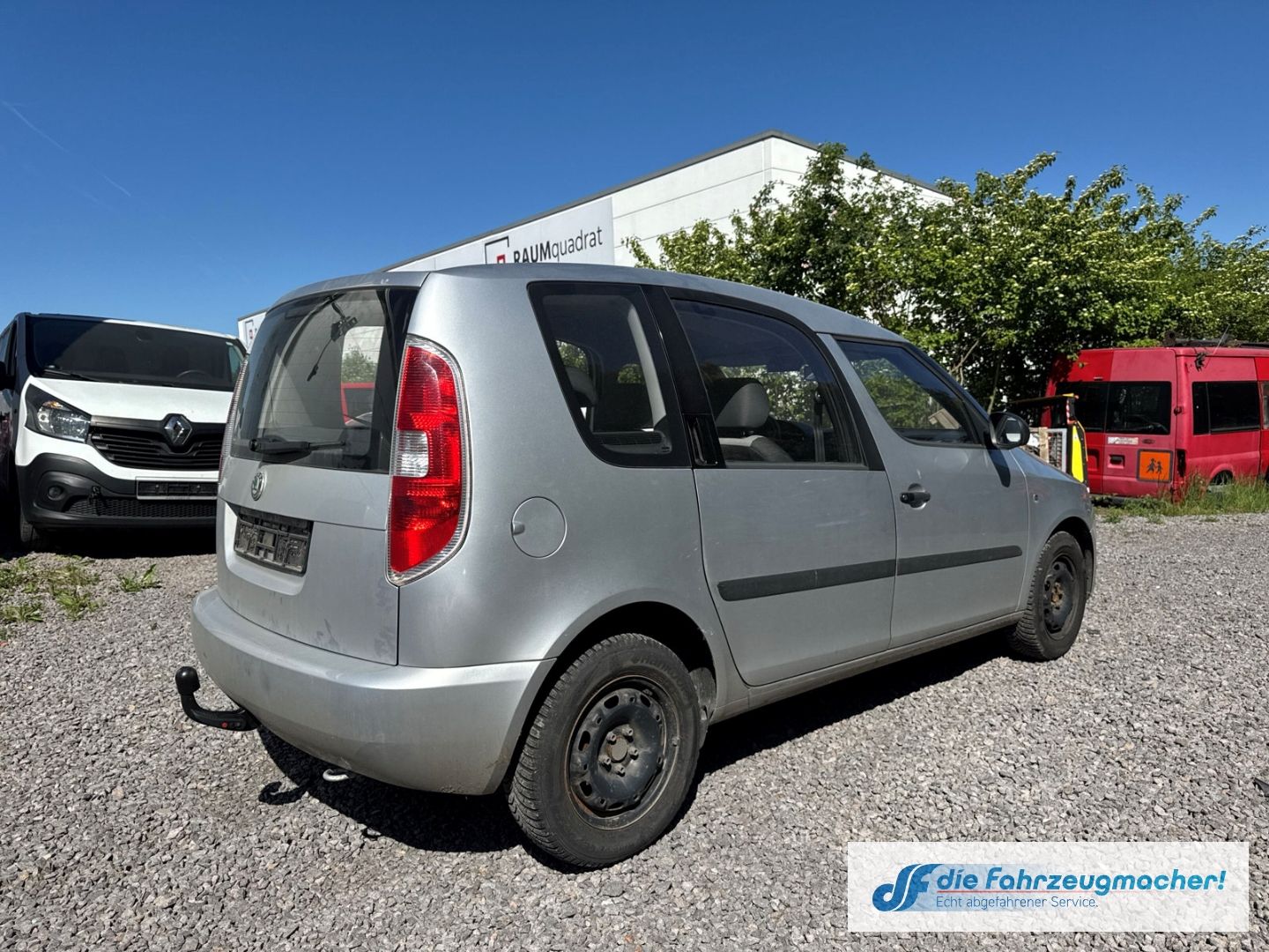 Fahrzeugabbildung SKODA Roomster Plus Edition 1.2 12V HTP *MOTORSCHADEN