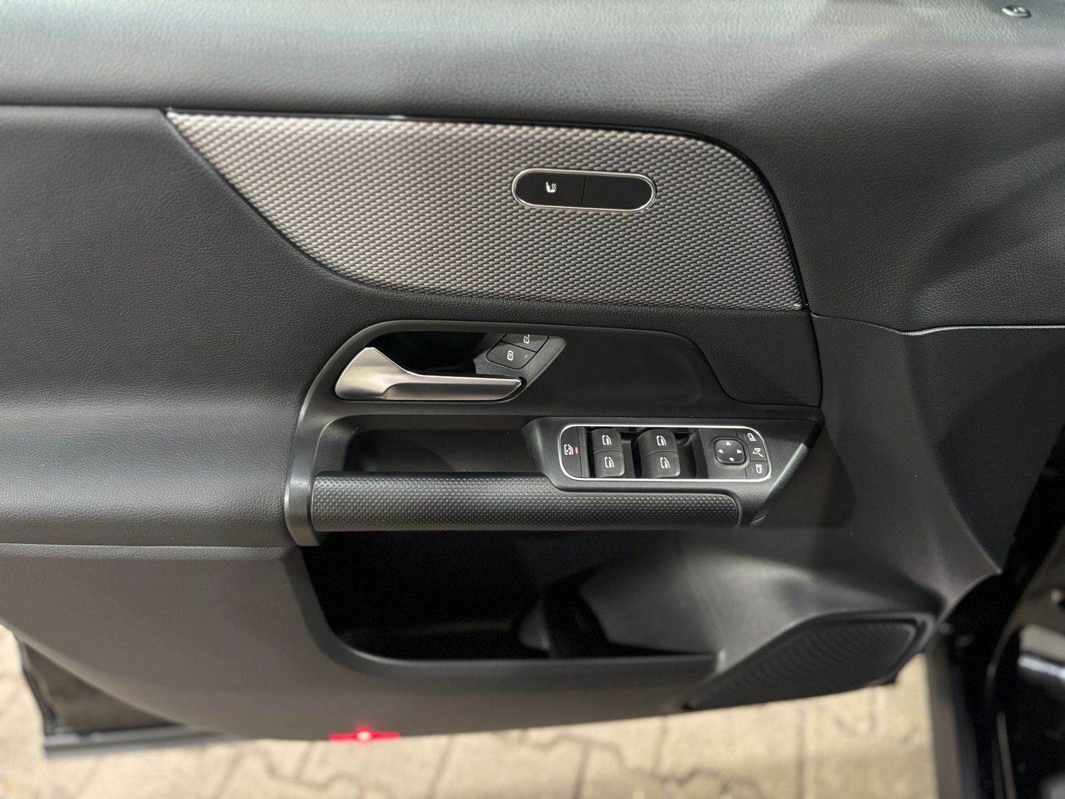 Fahrzeugabbildung Mercedes-Benz GLA 220 d#MBUX#LED#Kamera