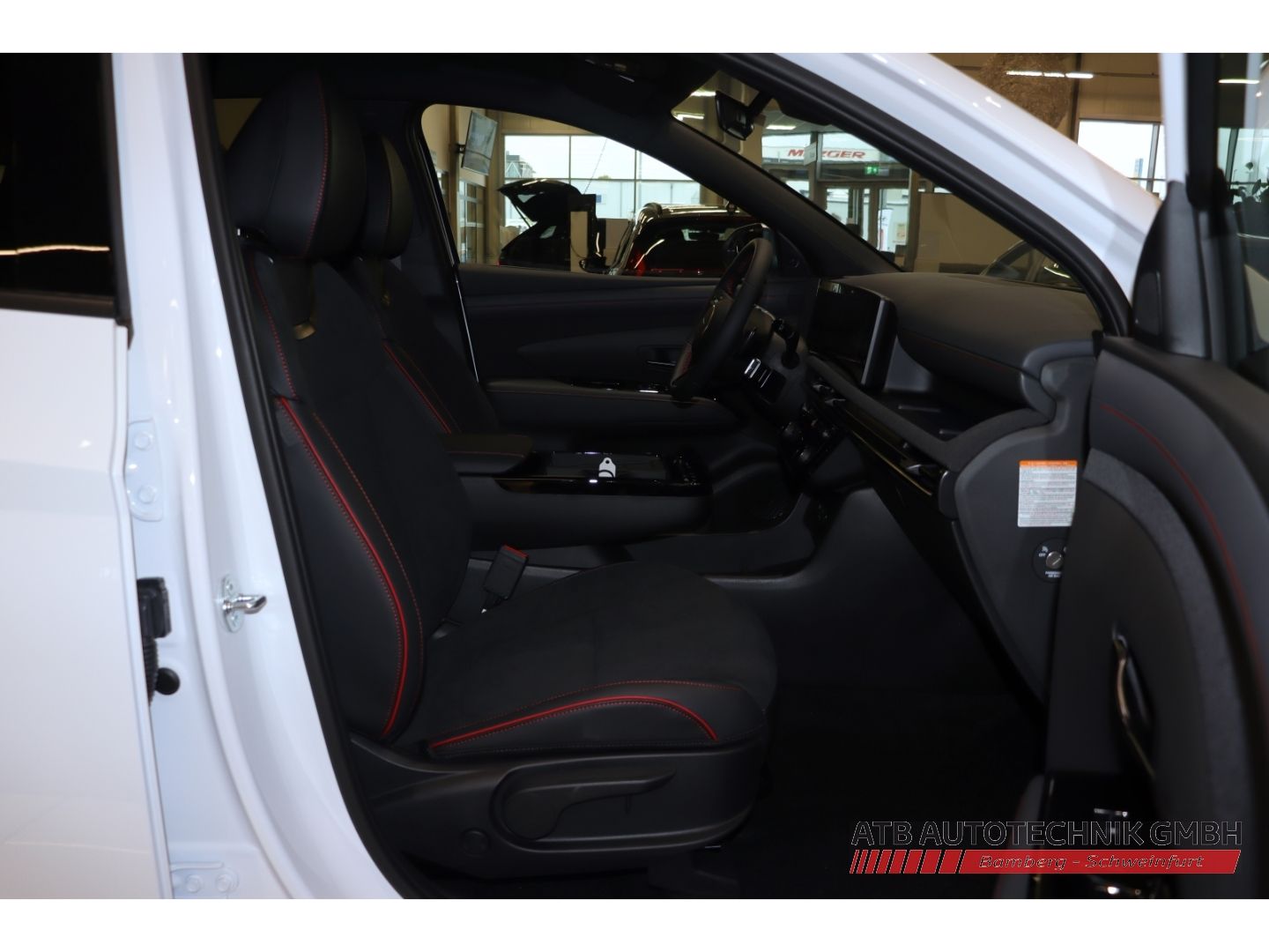 Fahrzeugabbildung Hyundai Tucson N-Line Hybrid 1.6 T-GDi 239 PS LED-Paket